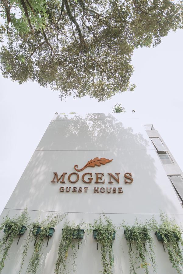 Mogens Guesthouse Bandung Exterior foto